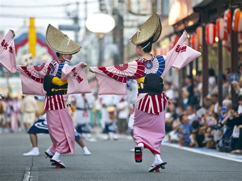 유명한 지역축제: 전통과 현대의 조화를 찾아서